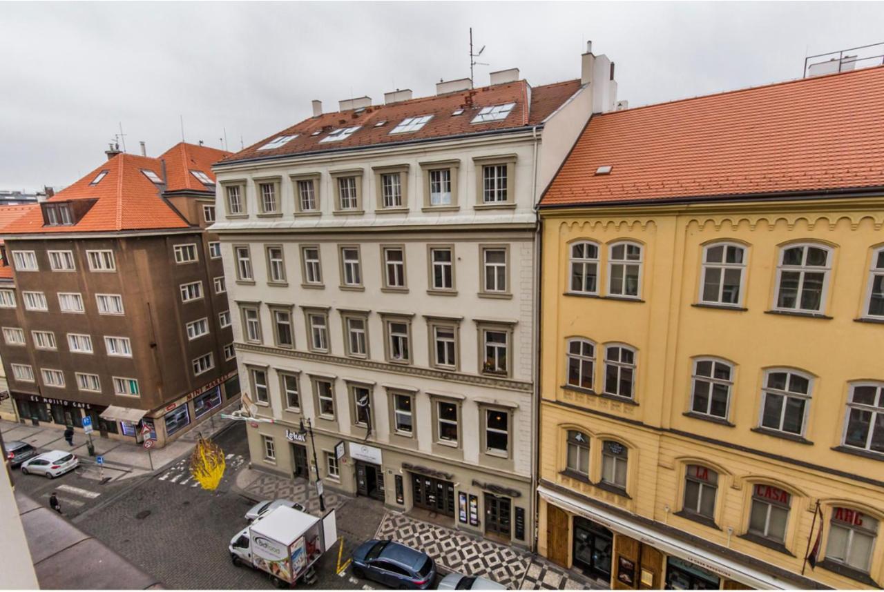 Cosy Flat In The Heart Of Prague Apartment Екстериор снимка