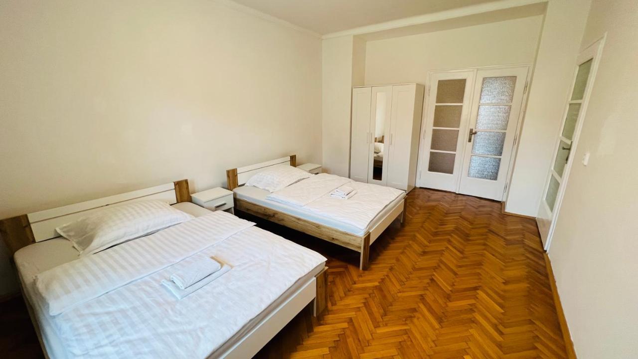 Cosy Flat In The Heart Of Prague Apartment Екстериор снимка